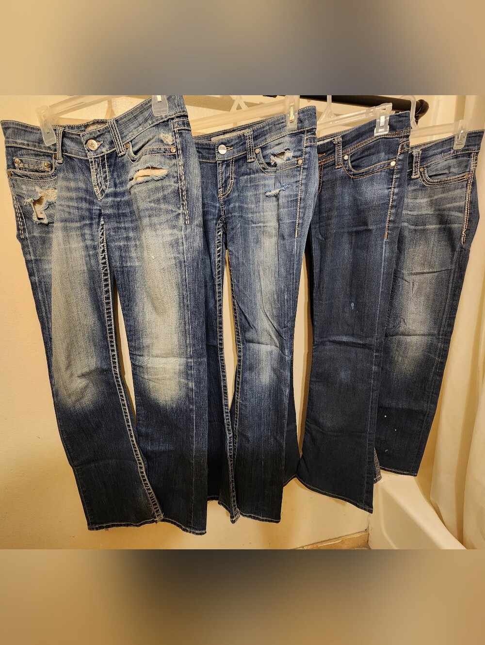 BKE Buckle Classic Women's Dark Blue Distressed Jeans Bundle Of Four Size 27L